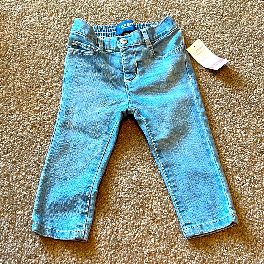 Old Navy light blue skinny jeans.  12-18 month.  BNWT.
